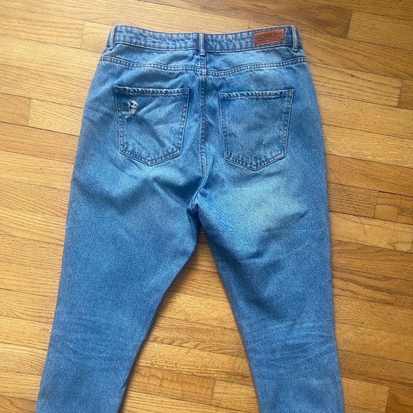 ONLY "Kelly" High-Waisted Mom Jeans - Picture 2 of 7